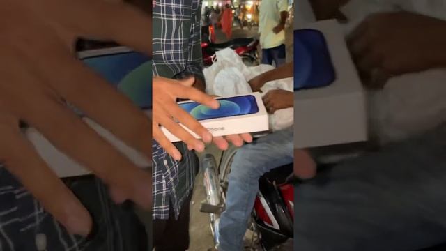 iPhone 12 😍😍128GB BLUE Flipkart Unboxing | iPhone 12 Unboxing | Flipkart Big Billion Day Sale iPhon смотреть онлайн