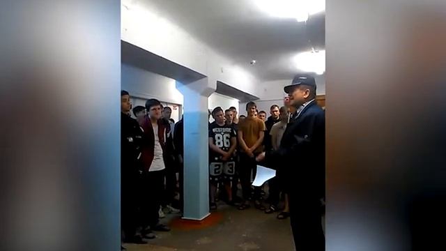 «Переходим на казарменное положение!» смотреть онлайн