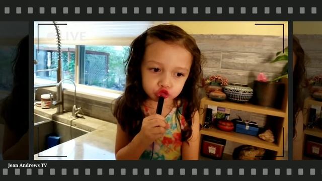 How to Apply Lipstick Using COVERGIRL 24 HR MATTE смотреть онлайн