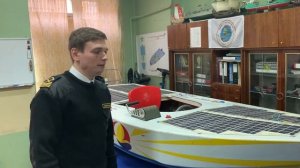 Устройство лодки на солнечных батареях Solara B1 часть 1