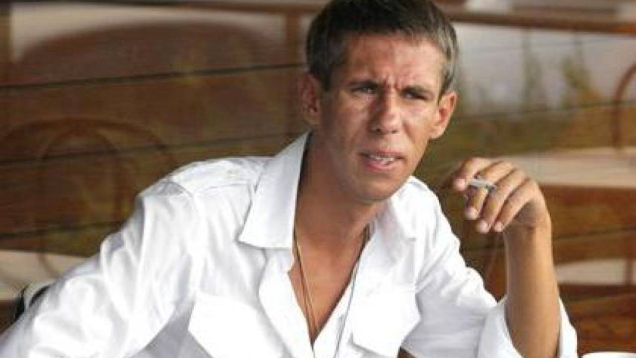 Актеру Панину придется погашать кредит своей матери смотреть онлайн