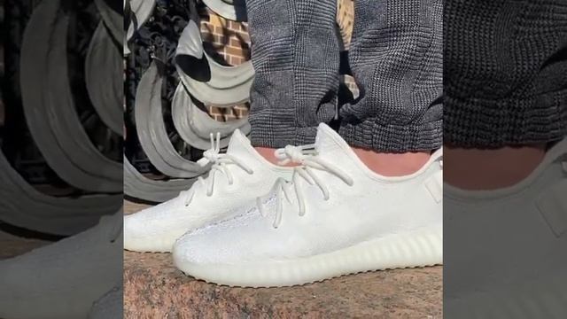 кроссовки adidas yeezy boost 350v2 White смотреть онлайн