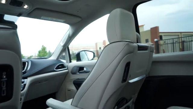 Chrysler Pacifica Review смотреть онлайн