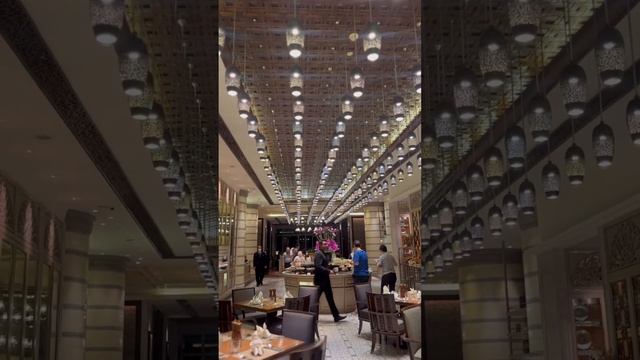🇲🇾 Buffet at Mosaic, Mandarin Oriental Hotel KL смотреть онлайн
