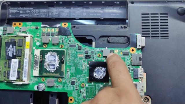 فصل كارت شاشه خارجى للاب hp dv6-3030ee смотреть онлайн