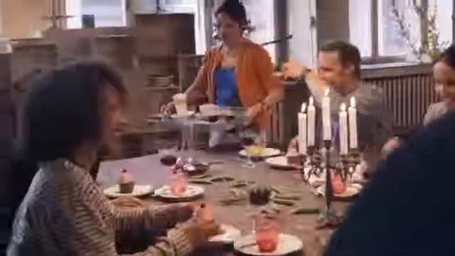 Luisa zaubert feinste Kaffeespezialitäten mit OneTouchFunction смотреть онлайн