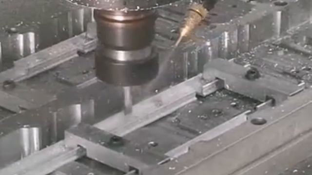 KINGTECH 3 Axis Doors Windows CNC Profile Machining Center смотреть онлайн