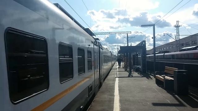 ЭП2Д-0058 ЦППК Перекраска Наше Подмосковье На станции Перерва смотреть онлайн