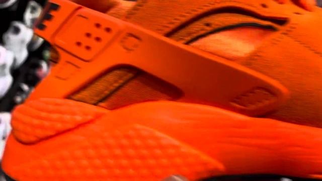 Quick Look At The Nike Air Huarache Citrus Orange + Where To Buy смотреть онлайн