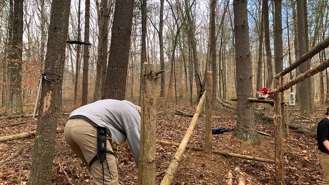 Beginning the Bushcraft Shelter - Walls and Roof смотреть онлайн