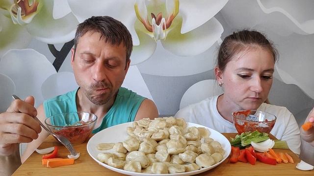 мукбанг ДОМАШНИЕ ПЕЛЬМЕНИ МУКБАНГ | ASMR HOMEMADE DUMPLINGS MUKBANG | #DUMPLINGS #ПЕЛЬМЕНИ смотреть онлайн