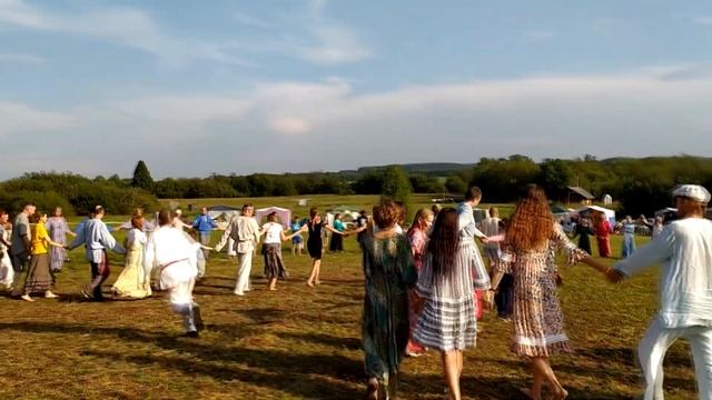 Живи с улыбкой - Степан Усач на фестивале Уральский Хоровод - 2023 смотреть онлайн