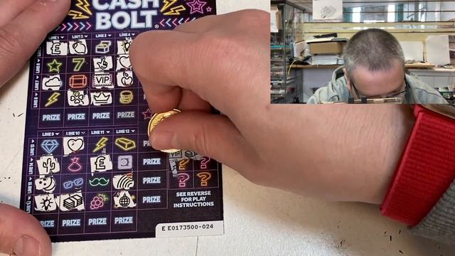 Scratchcards from a fan смотреть онлайн