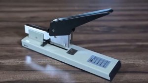 Mr. Pen- Heavy Duty Stapler with 1000 Staples, 100 Sheet High Capacity, Office Stapler, Desk Review