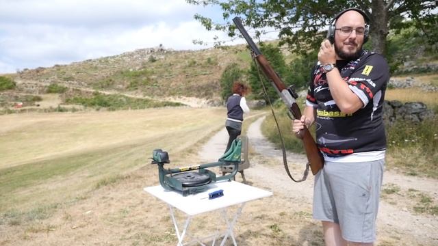 JE TIRE POUR LA PREMIÈRE FOIS - Fusil de Chasse смотреть онлайн