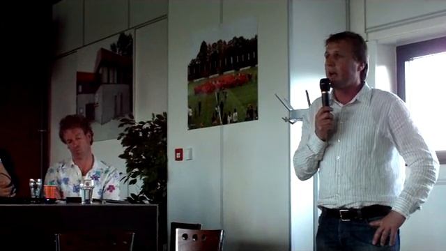 Jan Everse mag terug naar FC Zwolle смотреть онлайн