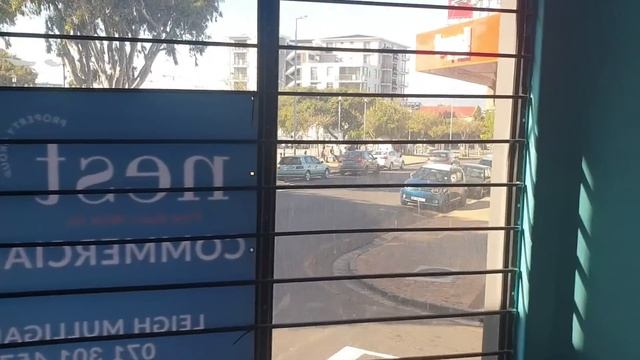 Retail space on the high street, Observatory priced below ZAR 1,000,000 смотреть онлайн
