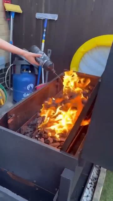 How to light a BBQ grill with charcoal #shorts смотреть онлайн