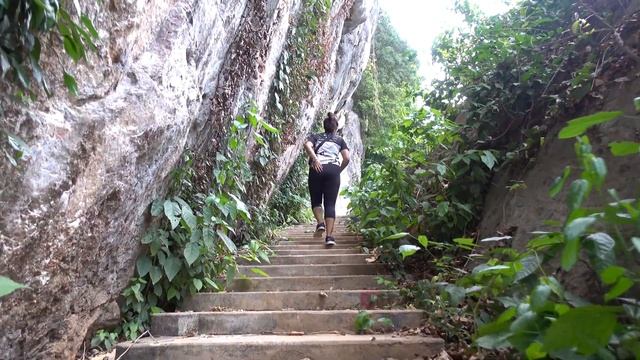 A Day in a Thai village (Thachana, Suratthani Thailand) смотреть онлайн