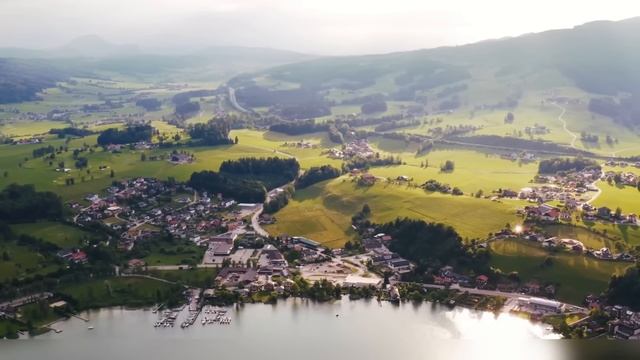 Legendary 50s - 60s Rock n' Roll Hits - Elvis Presley, Chuck Berry, Little Richard, Buddy Holly... смотреть онлайн