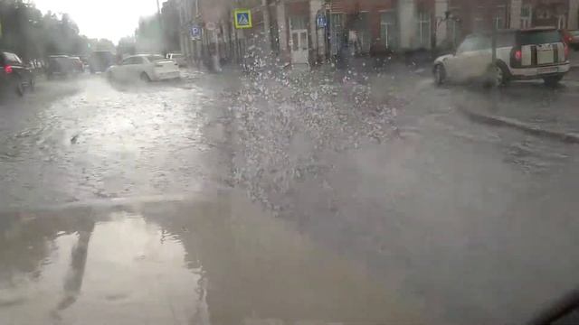 Ливень в Барнауле 12 08 2021 г смотреть онлайн