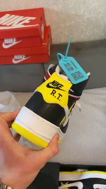 Распаковка необычных Nike Air Force 1 #poizon #кроссовки #nike смотреть онлайн