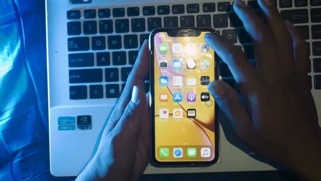 iphone xr review present 64 gb yellow смотреть онлайн