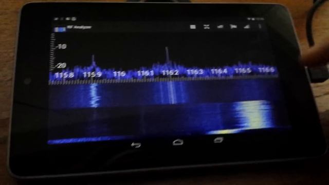 HackRF One on Android with RF Analyzer смотреть онлайн