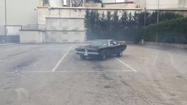تعطيس دودج تشارجر ١٩٦٨ Charger dounat смотреть онлайн