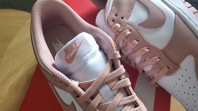 Nike Dunk Low Rose 🌹 Whisper! Cool for the summer ☀️ смотреть онлайн