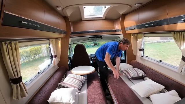 AutoTrail Motorhome Review - TWO BERTH ! смотреть онлайн