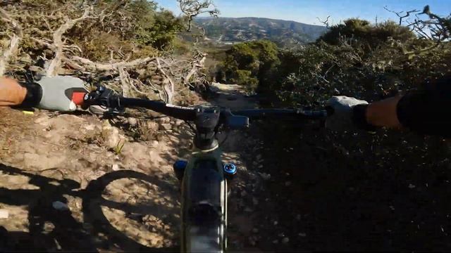 It's always sketchy! Crack- Pacifica 10.4.23 смотреть онлайн
