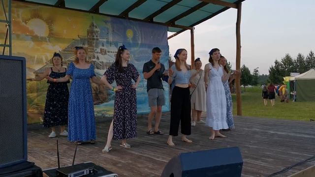 Команда Мухоморовы на Фестивале Планета Любви в Родовом поселении Светорусье смотреть онлайн