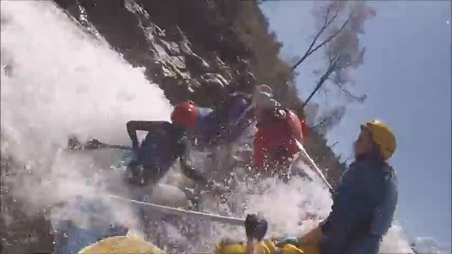 2017-04-04, 4200 cfs , Whitewater Rafting South Fork American River смотреть онлайн