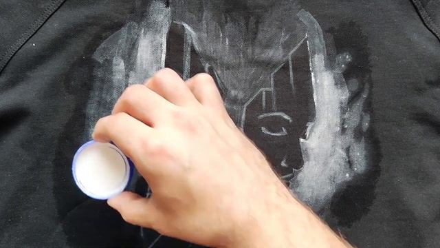 МОЯ ПЕРВАЯ РОСПИСЬ ПО ОДЕЖДЕ. DIY Роспись АКРИЛОМ по ОДЕЖДЕ смотреть онлайн