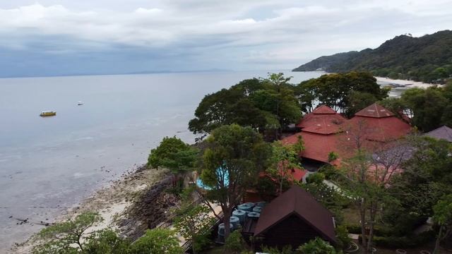 Phi Phi Natural Resort смотреть онлайн