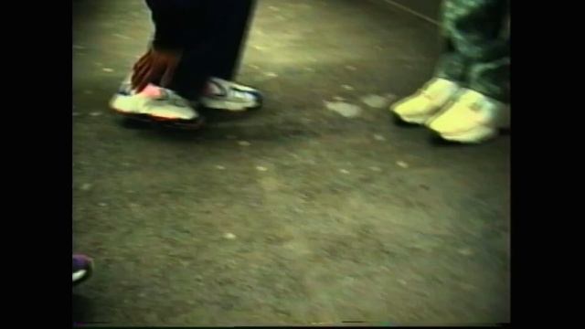 ADIDAS YUNG WARRIORS смотреть онлайн