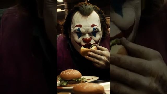 Нейросеть показала жирную версию супергероев смотреть онлайн