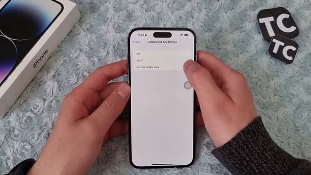 iPhone 14/Pro/Max: How to Turn on/Off Background App Refresh смотреть онлайн