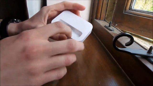 Cheap well built iPhone 4s Charging dock Review! смотреть онлайн