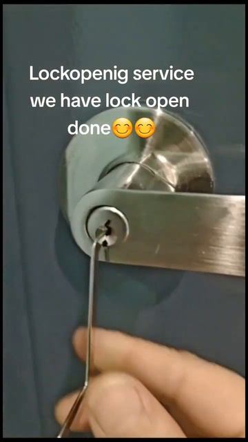 LOCK OPENING SERVICE смотреть онлайн