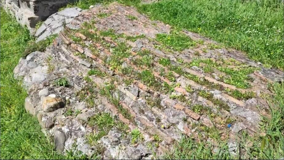 2025-04-03 г. Бар. Загадочная керамика в 