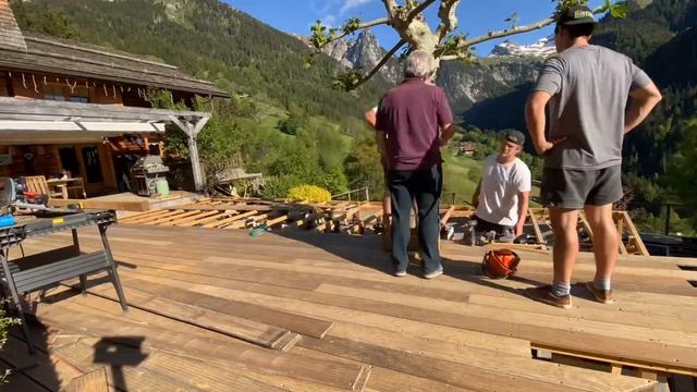 Building a Summer Deck In The Mountains - TIMELAPSE BUILD смотреть онлайн