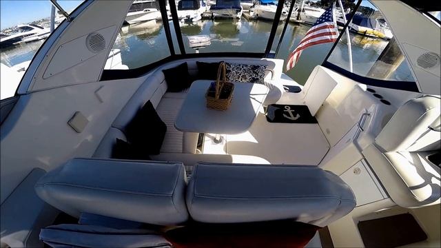 Bayliner 3055 