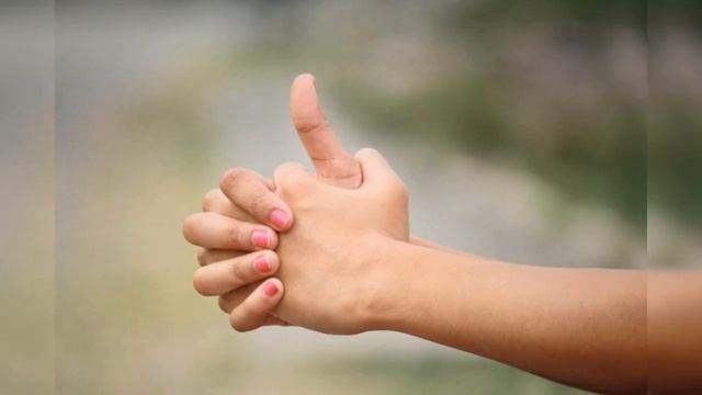 10 Powerful Meditation Mudras - Learn How to Do Them Now смотреть онлайн