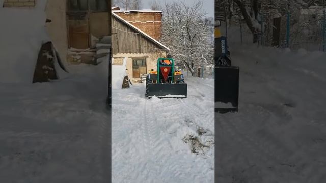 Минитрактор Jinma 204. Тест отвала на заднюю навеску завода Уралец - 1.5м. смотреть онлайн