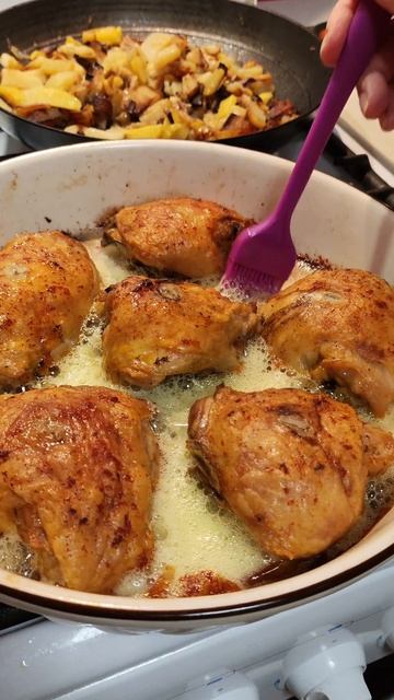 Вечером на кухне 😋 смотреть онлайн