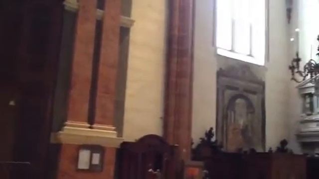 Impromptu Concert in Duomo Verona Italy смотреть онлайн