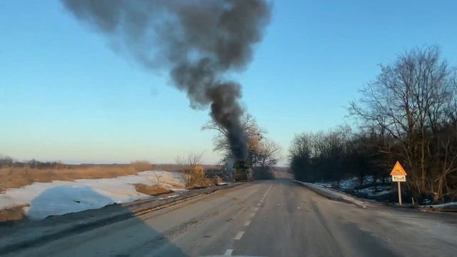 Горящий зенитно-ракетный комплекс ОСА смотреть онлайн