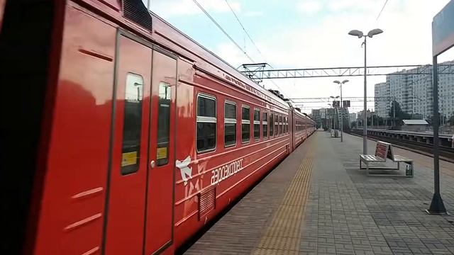 ЭД4М-0420 Аэроэкспресс На станции ЗиЛ
